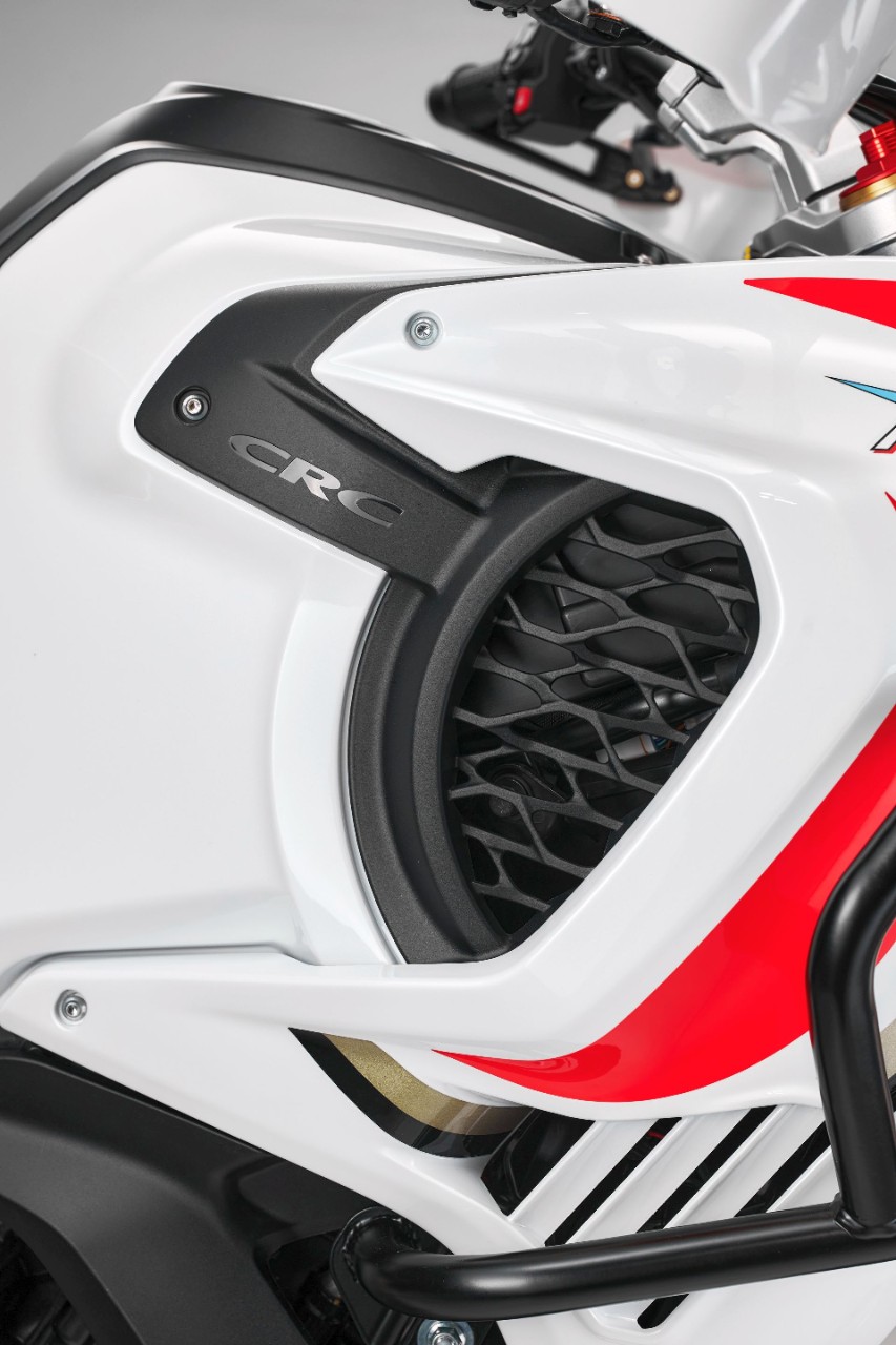 Test ANTEPRIMA - MV Agusta LXP Orioli: lucida follia +VIDEO+